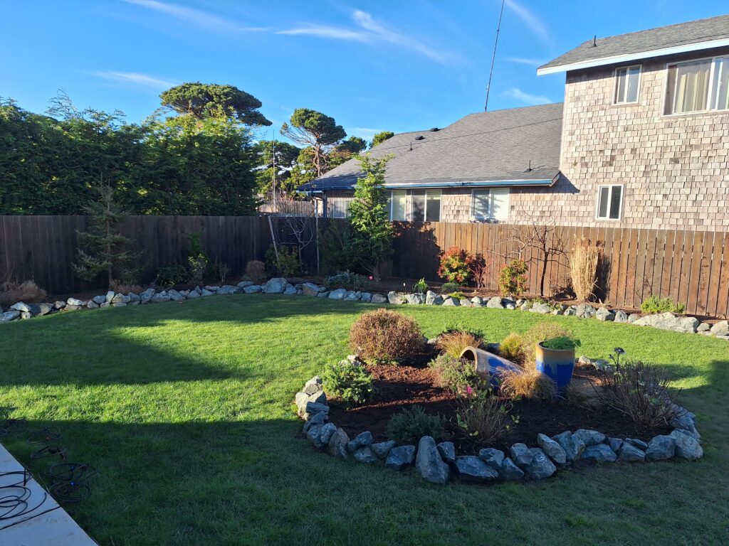 Clean Yard with landscaping garden
